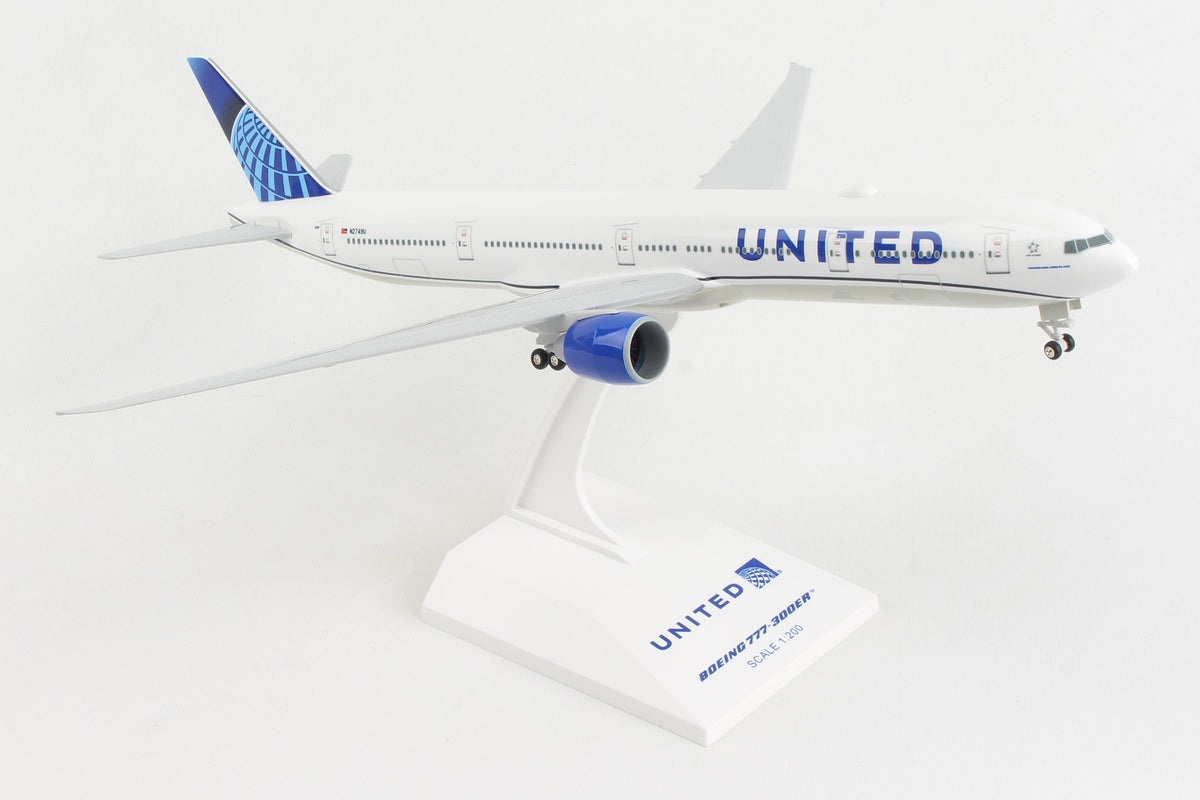 SKR1054 SKYMARKS UNITED 777-300 1/200 W/GEAR 2019 NEW LIVERY