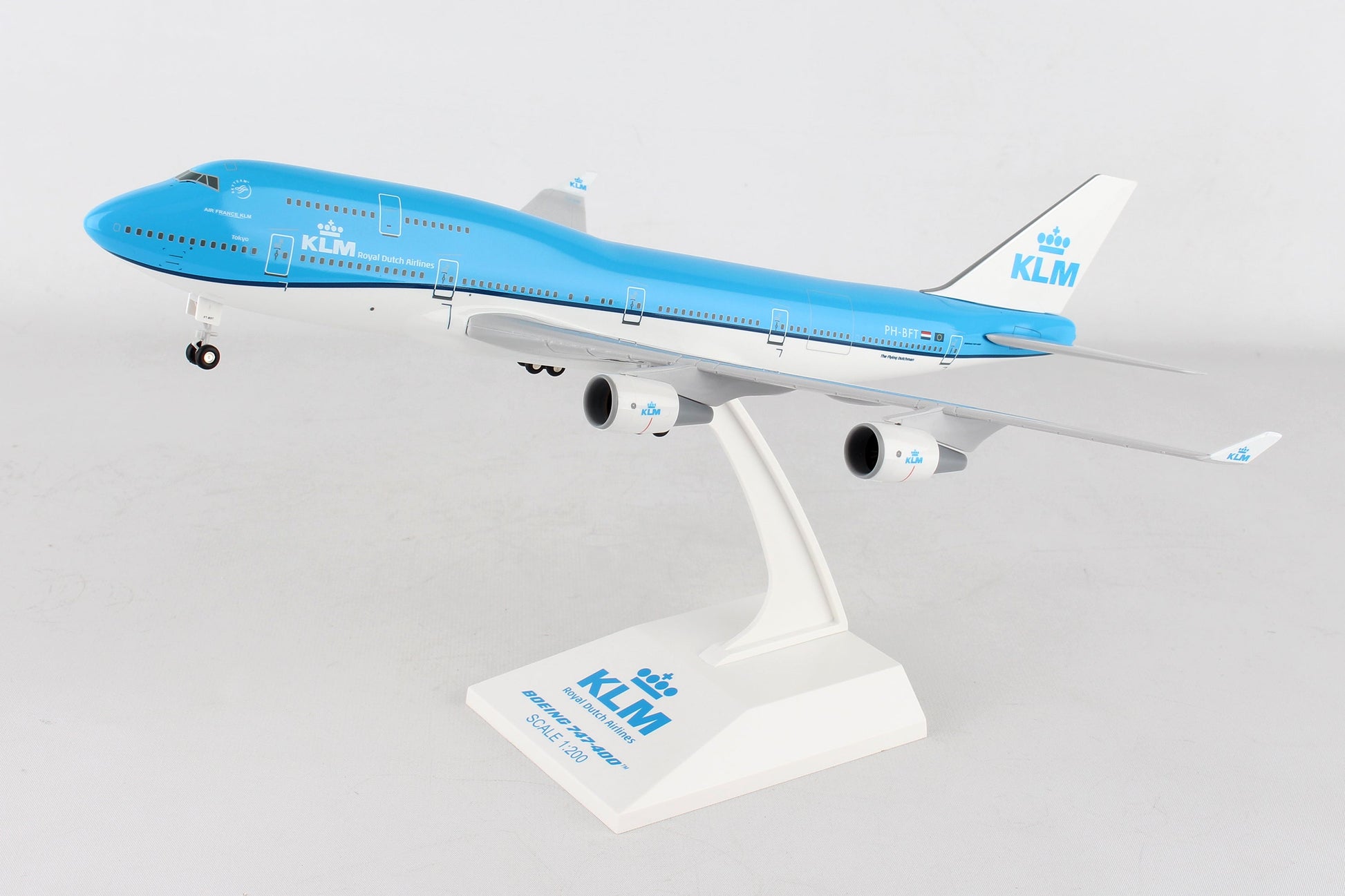 SKR940 SKYMARKS KLM 747-400 1/200 W/GEAR NEW LIVERY