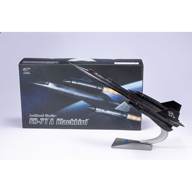 SR-71A Blackbird Premium Diecast Model Aircraft
